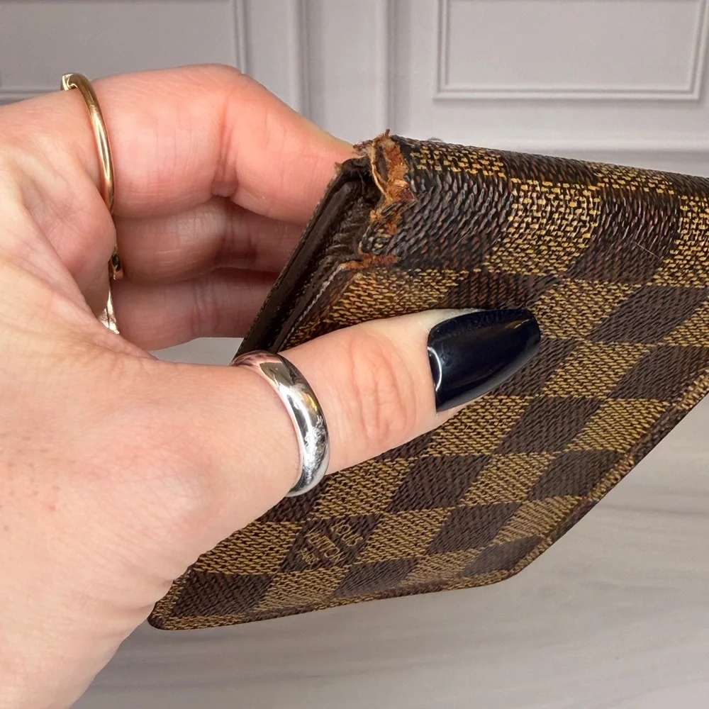 Louis Vuitton Damier Ebene Men’s Bifold Wallet | Classic Brown Damier